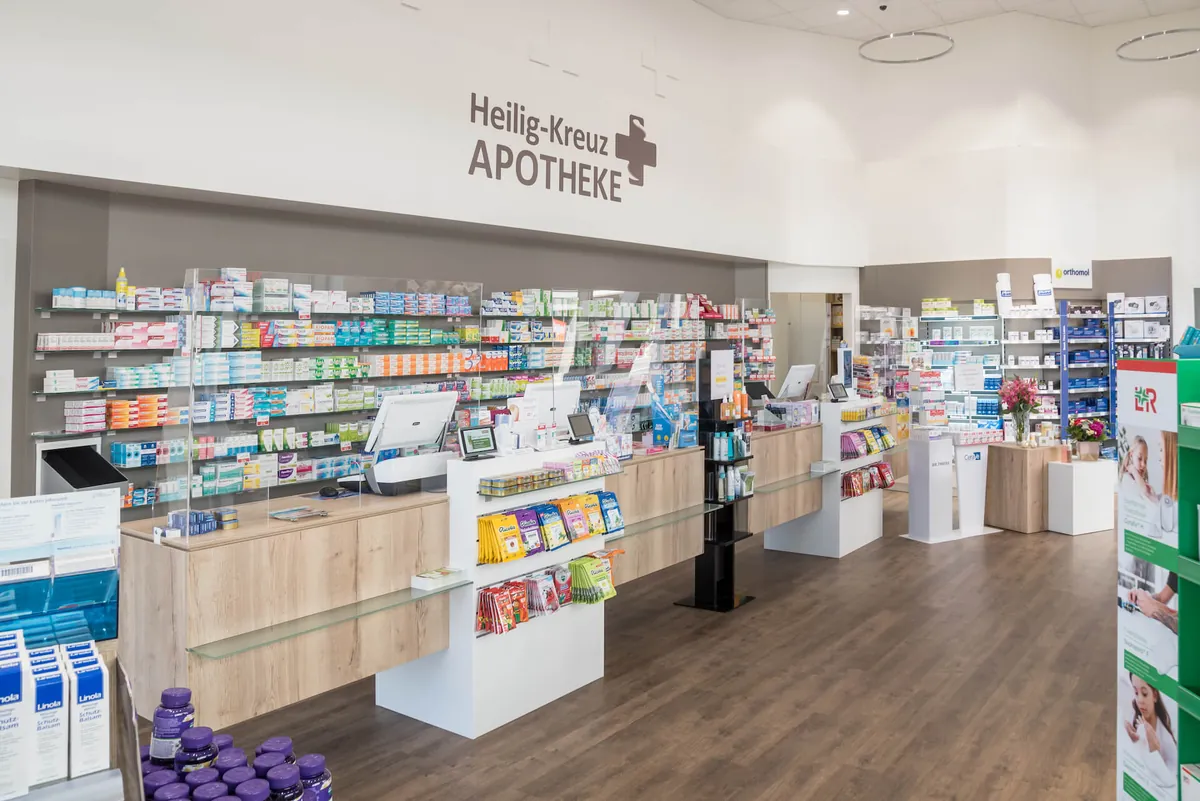 Heilig-Kreuz Apotheke Mainz.4jpg Heilig Kreuz Apotheke Mainz